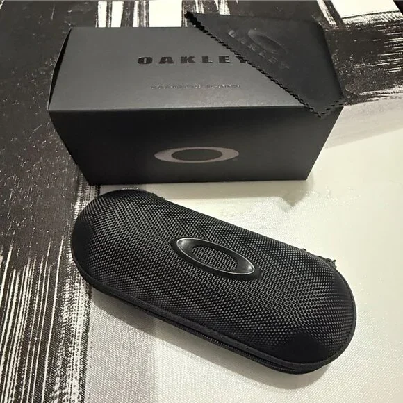 OO9102 Oakley Holbrook Jade Iridium Prizm Polarized Sunglasses - Picture 2 of 12